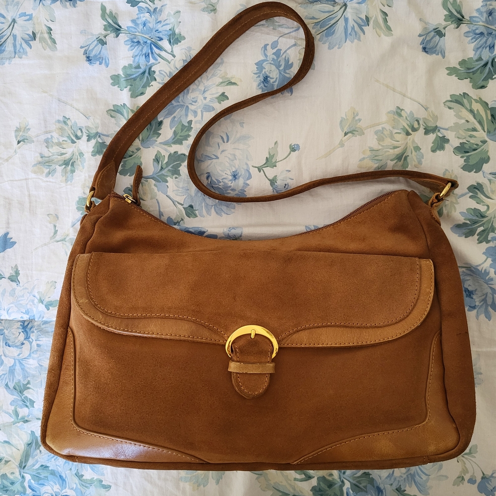 Elegant Tan Suede Shoulder Bag